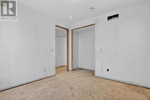 Bedroom 2 - 112 Queen Elizabeth Drive, Ottawa, ON - Indoor Photo Showing Other Room