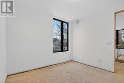 Bedroom 2 - 
