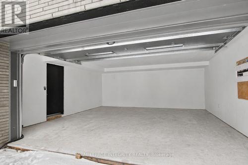 20' x 20' Garage - 112 Queen Elizabeth Drive, Ottawa, ON - 