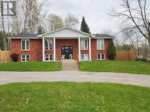 60 LEPAGE DRIVE  Penetanguishene, ON L9M 1R5