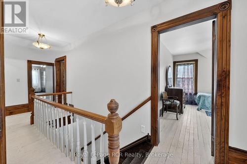 2553 County Road 42, Clearview, ON - Indoor Photo Showing Other Room