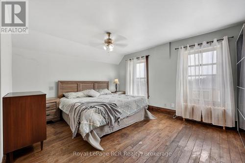 2553 County Road 42, Clearview, ON - Indoor Photo Showing Bedroom