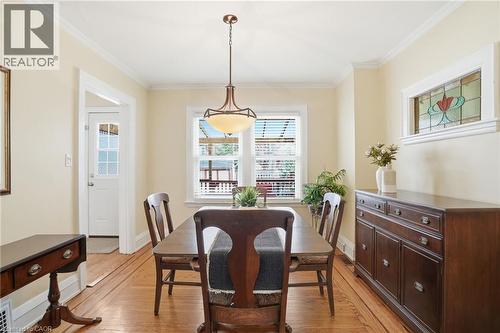 223 Park Row S, Hamilton, ON - Indoor Photo Showing Dining Room