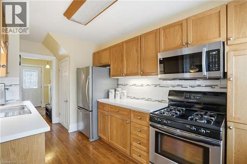 223 Park Row S, Hamilton, ON - Indoor Photo Showing Kitchen