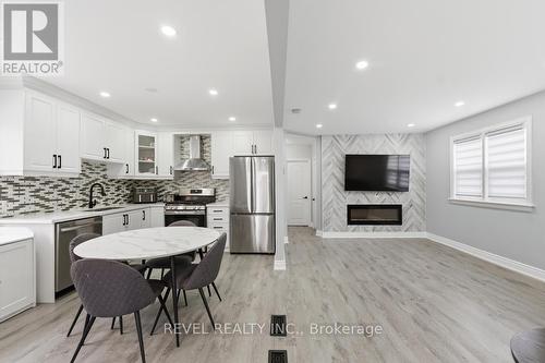 44 Jefferson Avenue, Hamilton, ON - Indoor