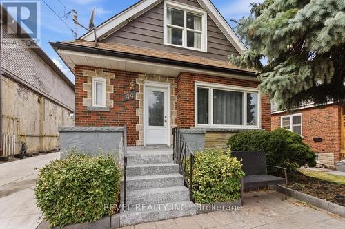 44 Jefferson Avenue, Hamilton, ON - Outdoor