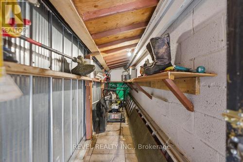 44 Jefferson Avenue, Hamilton, ON - Indoor Photo Showing Other Room