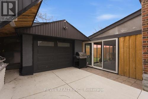 44 Jefferson Avenue, Hamilton, ON - Outdoor With Exterior