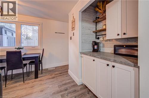 150 Glamis Road, Cambridge, ON - Indoor