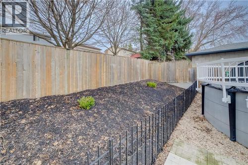 150 Glamis Road, Cambridge, ON - Outdoor