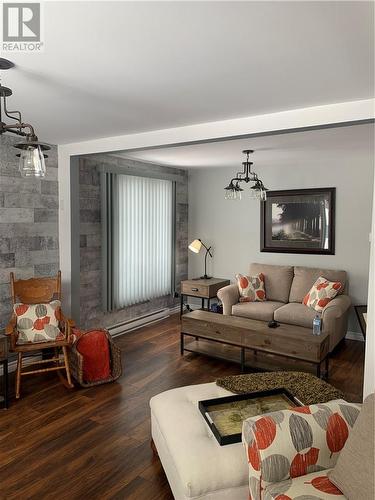 5 Algoma, Webbwood, ON - Indoor Photo Showing Living Room