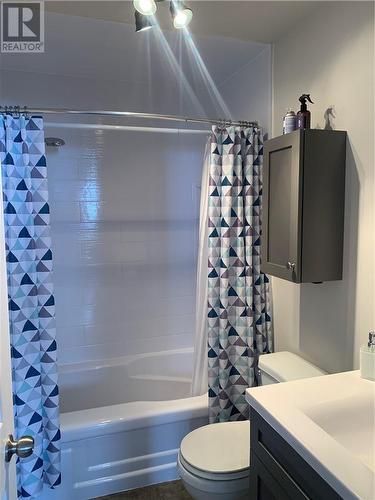 5 Algoma, Webbwood, ON - Indoor Photo Showing Bathroom