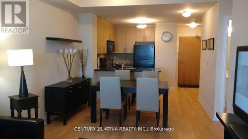 910 - 32 Clegg Road, Markham, ON - Indoor Photo Showing Kitchen