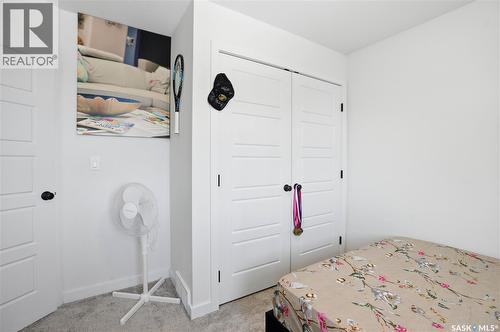 360 Barrett Street, Saskatoon, SK - Indoor Photo Showing Bedroom