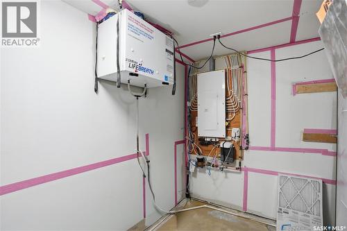 360 Barrett Street, Saskatoon, SK - Indoor Photo Showing Other Room