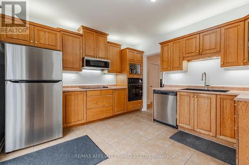 323 8Th Street E, Cornwall, ON - Indoor Photo Showing Kitchen