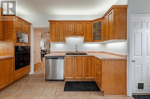 323 8Th Street E, Cornwall, ON - Indoor Photo Showing Kitchen
