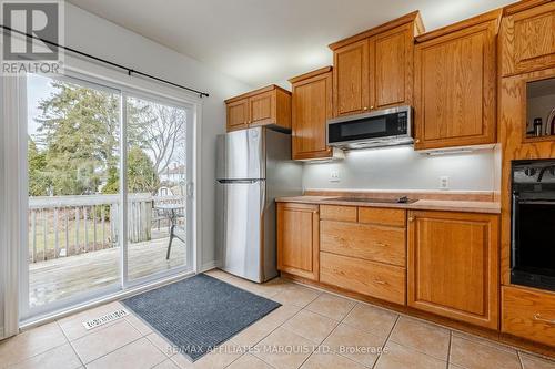 323 8Th Street E, Cornwall, ON - Indoor Photo Showing Kitchen