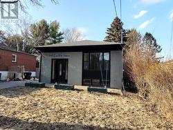64 DALE AVENUE Toronto, ON M1J 3J5