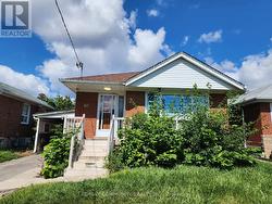 60 GULLY DRIVE  Toronto, ON M1K 4W4