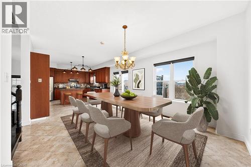 67 Maitland Street, Kitchener, ON - Indoor Photo Showing Dining Room