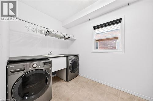67 Maitland Street, Kitchener, ON - Indoor Photo Showing Laundry Room