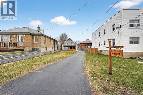 93 WALNUT Street  Brantford, ON N3T 1H3