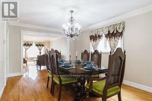 4562 Penhallow Road, Mississauga, ON - Indoor Photo Showing Dining Room