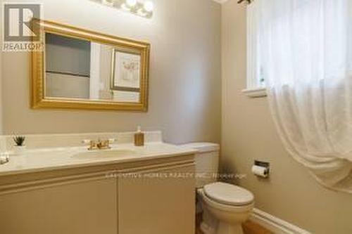 4562 Penhallow Road, Mississauga, ON - Indoor Photo Showing Bathroom