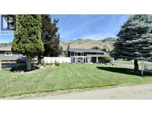461 Eighth Avenue, Midway, BC 
