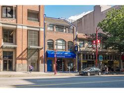 612 MAIN STREET  Vancouver, BC V6A 2V3