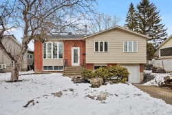 55 Rue De Montmagny  Saint-Bruno-De-Montarville, QC J3V 1A3