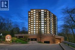 237 KING Street W Unit# 1305  Cambridge, ON N3H 5L2