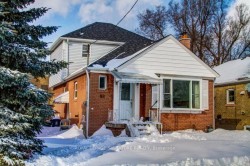 88 Westview Boulevard  Toronto, ON M4B 3J1