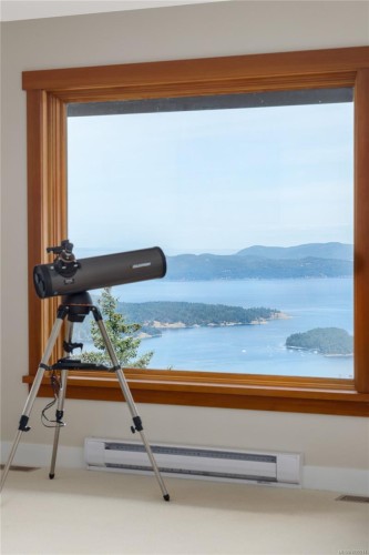 253 Chilton Rd, Salt Spring, BC 