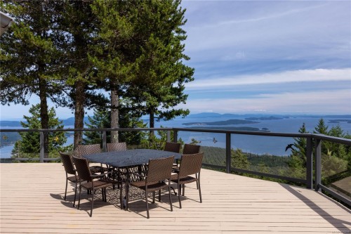 253 Chilton Rd, Salt Spring, BC 