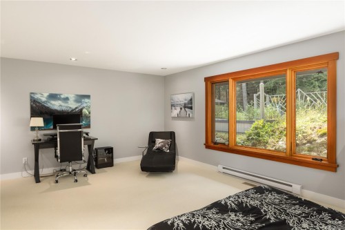 253 Chilton Rd, Salt Spring, BC 