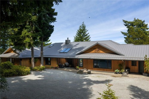 253 Chilton Rd, Salt Spring, BC 