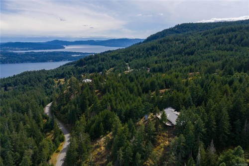 253 Chilton Rd, Salt Spring, BC 