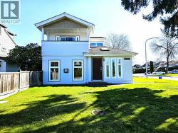 7920 FROBISHER DRIVE  Richmond, BC V7C 4N5