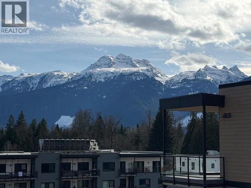 1702 Coursier Avenue Unit# 2503  Revelstoke, BC V0E 2S3