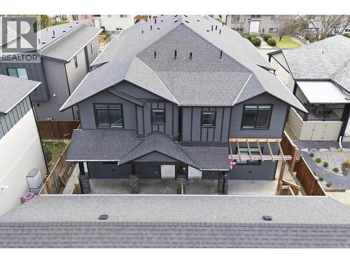 722 Coopland Crescent Unit# 1  Kelowna, BC V1Y 2V1