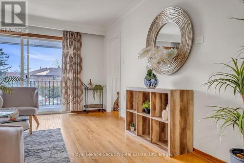 516 Kelvedon Mews, Mississauga, ON - Indoor