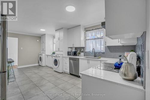 516 Kelvedon Mews, Mississauga, ON - Indoor Photo Showing Laundry Room