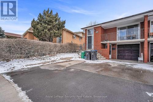 516 Kelvedon Mews, Mississauga, ON - Outdoor