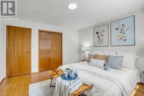 516 Kelvedon Mews, Mississauga, ON - Indoor Photo Showing Bedroom