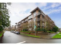 322 6033 KATSURA STREET  Richmond, BC V6Y 0B3