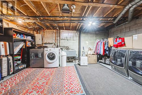38 Glenburn Court, Hamilton, ON - Indoor Photo Showing Laundry Room