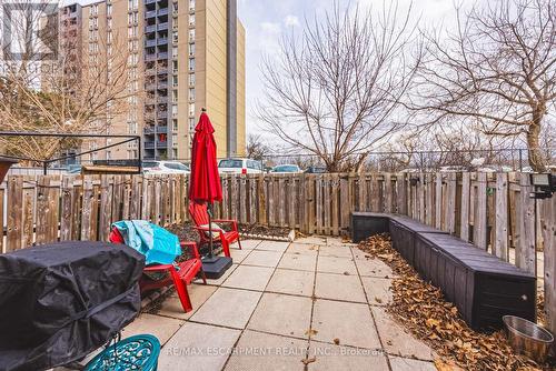 38 Glenburn Court, Hamilton, ON - Outdoor