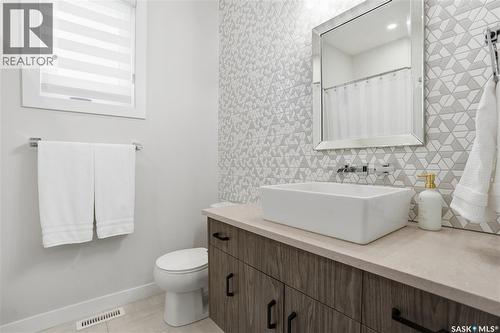 4418 Sage Crescent E, Regina, SK - Indoor Photo Showing Bathroom